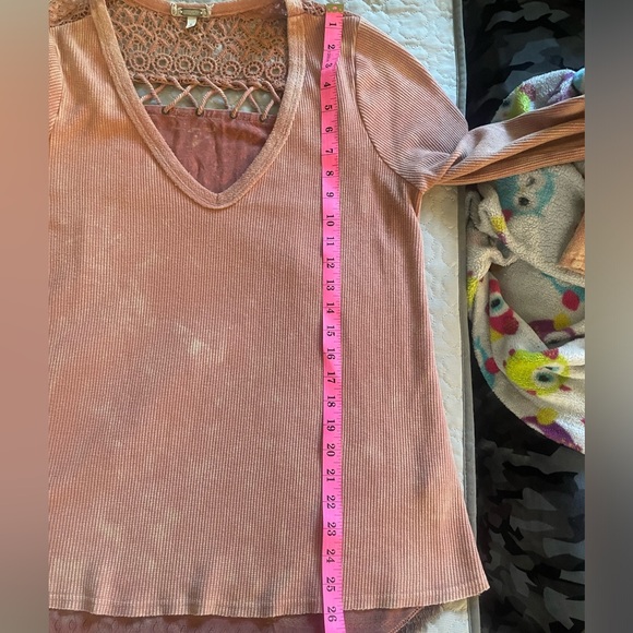 Gimmicks by BKE size L bo ho top - Picture 8 of 8